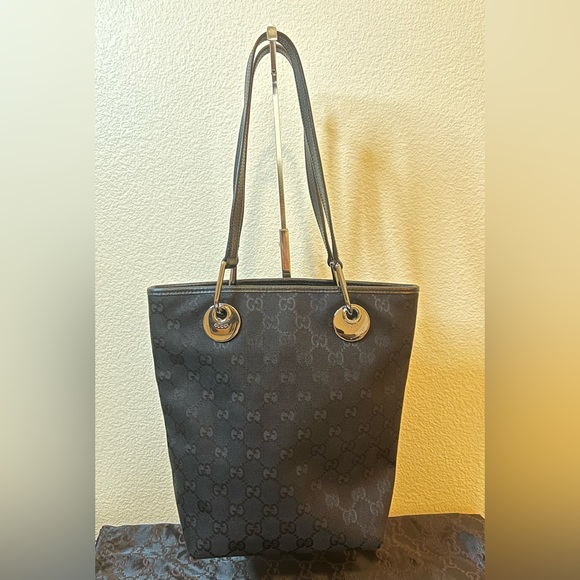 💯 authentic GUCCI TOTE HANDBAG LEATHER BLACK CANVAS IN SILVER METALLIC HARDWARE - Picture 3 of 8
